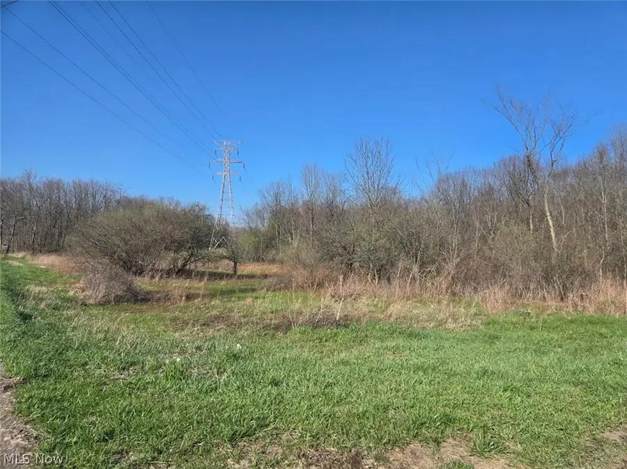 11154 Shetler Sw Avenue, Bolivar, OH 44612 - #3