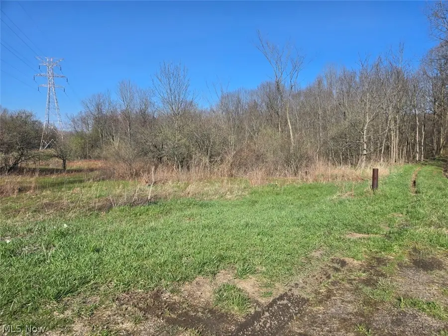 11154 Shetler Sw Avenue, Bolivar, OH 44612 - #3