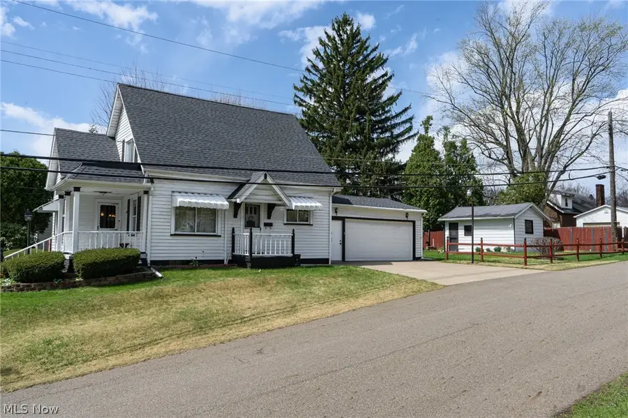 1529 23rd Ne Street, Canton, OH 44714 - #3