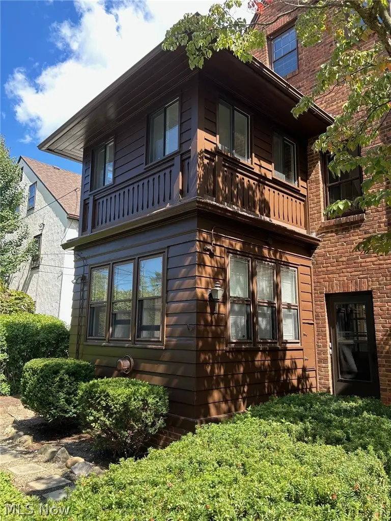 3452 Lynnfield Road, Shaker Heights, OH 44122 - #2