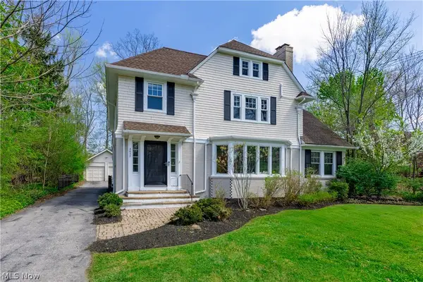 2637 Wellington Road, Cleveland Heights, OH 44118