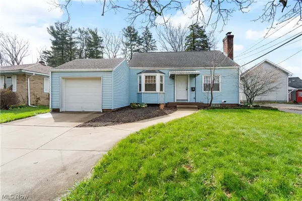 1722 39th Nw Street, Canton, OH 44709
