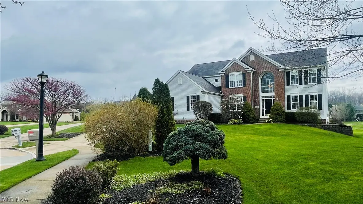 3473 Churchill Downs, Stow, OH 44224 - #1