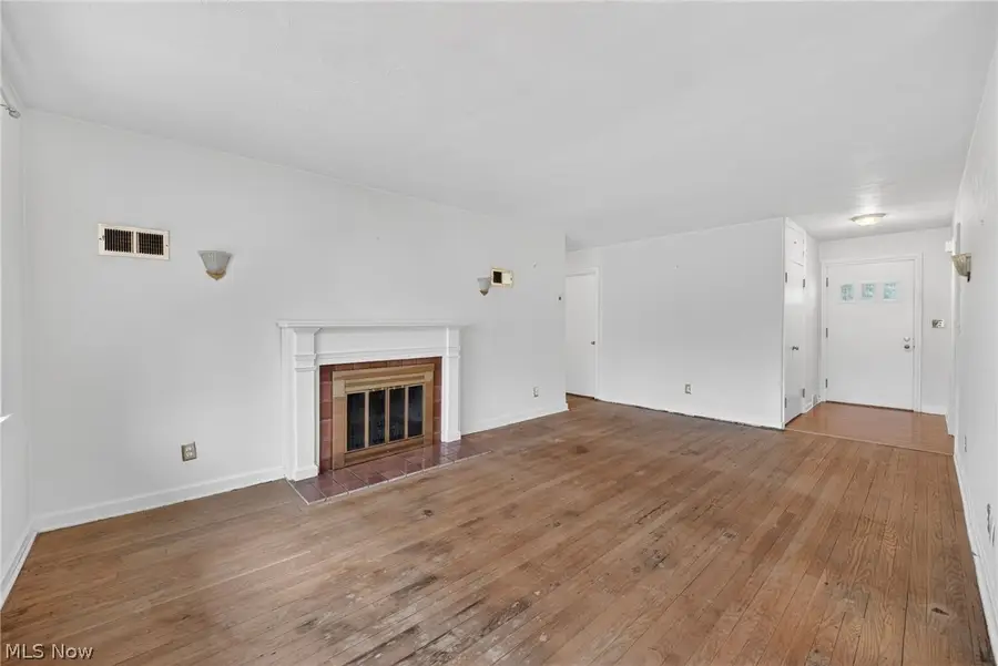 856 E Highland Avenue, Wooster, OH 44691 - #2