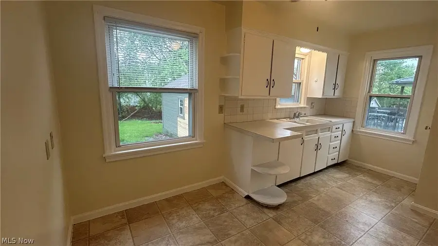 233 E Main Street, Girard, OH 44420 - #2