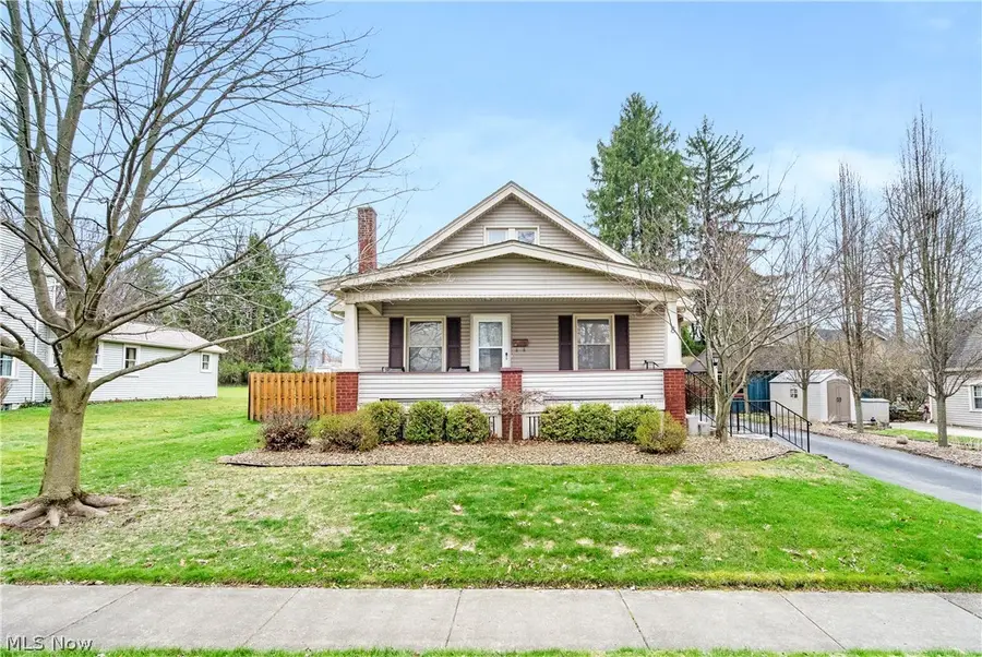 8 Nesbitt Street, Poland, OH 44514 - #2