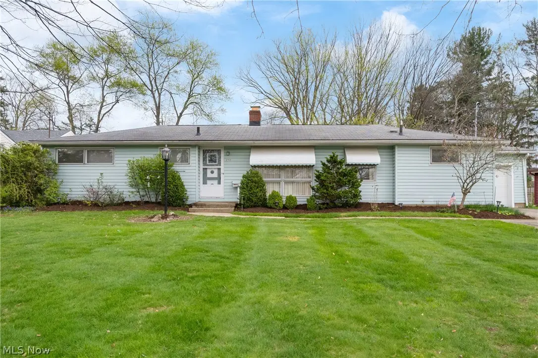 253 Maylawn Avenue, Wadsworth, OH 44281 - #1