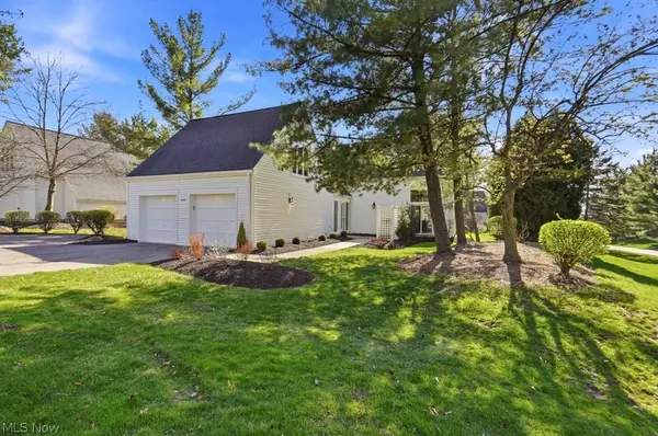 249 Tinkers Trail, Aurora, OH 44202