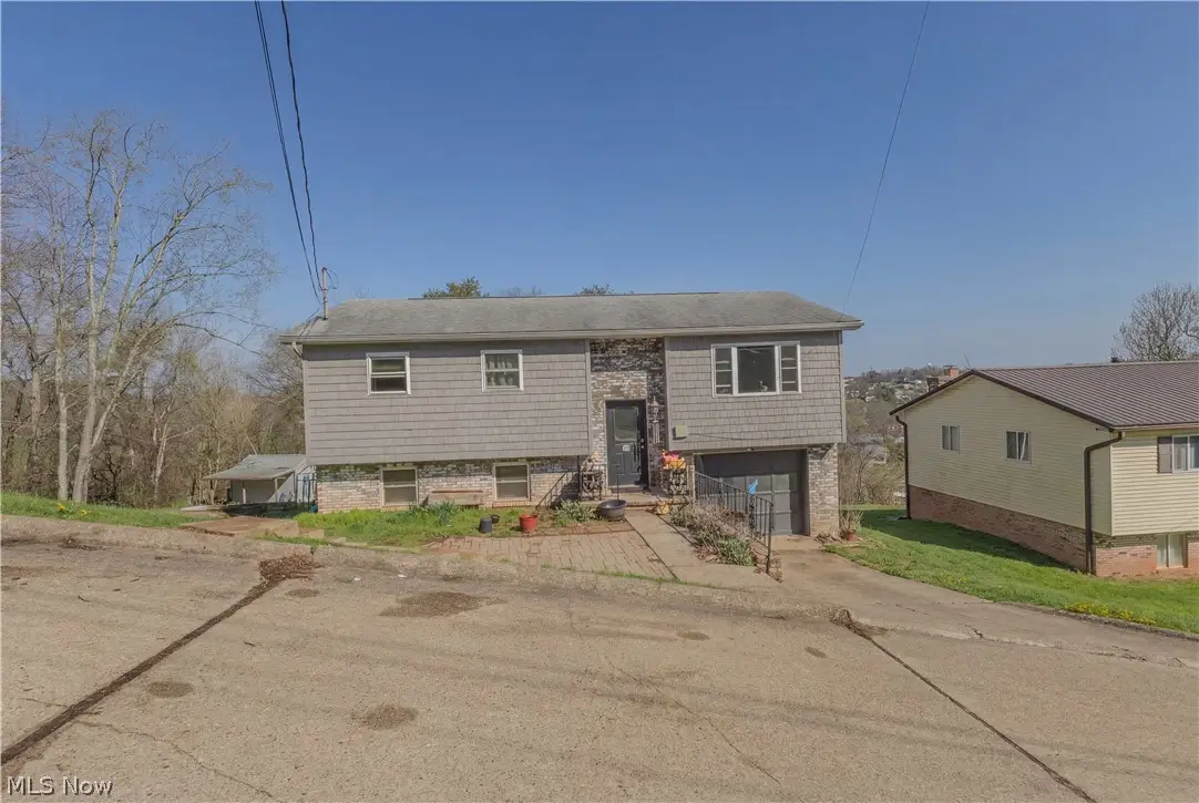 38 Southmoor Heights, Parkersburg, WV 26101 - #1