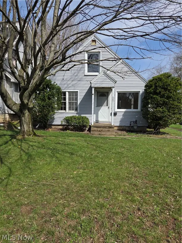 582 Roxbury Avenue, Youngstown, OH 44502