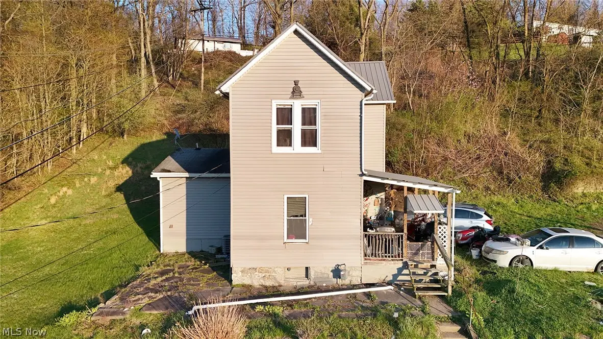 1016 Collins Memorial Drive, Chester, WV 26034 - #1