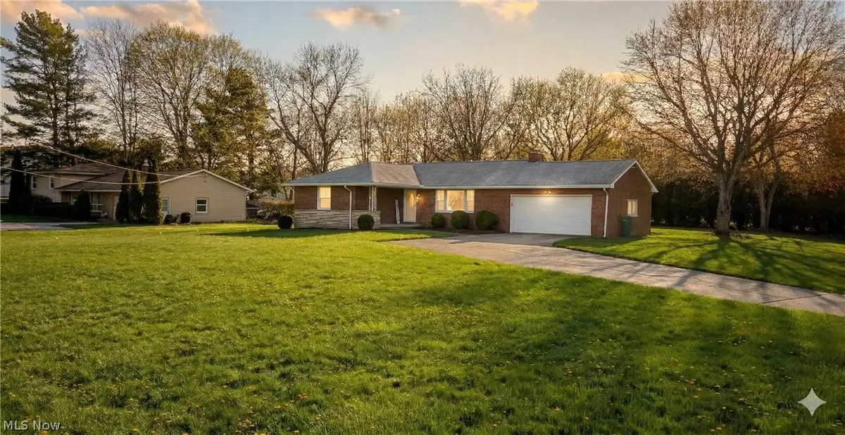 5581 Middlebranch Nw Avenue, Canton, OH 44721 - #1