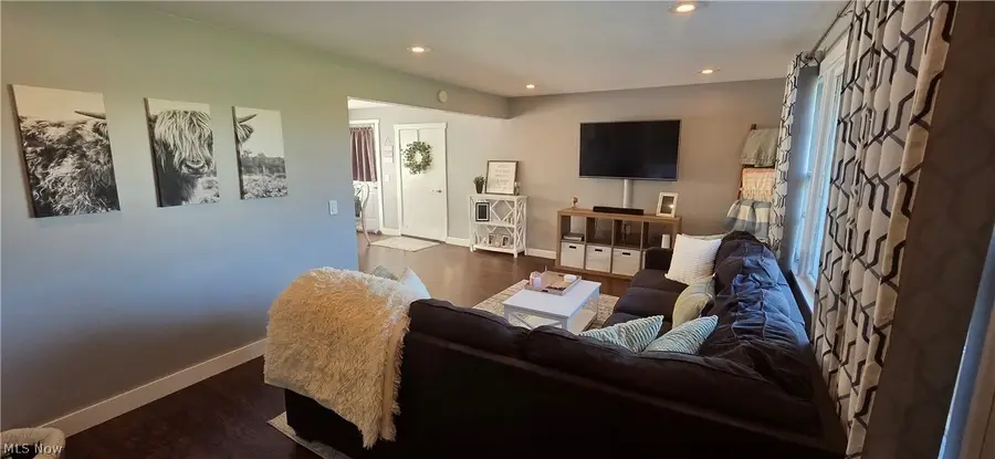 5581 Middlebranch Nw Avenue, Canton, OH 44721 - #2