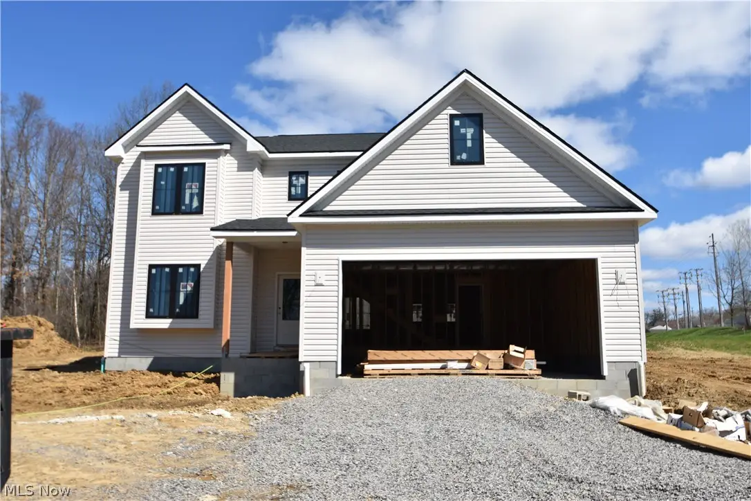 211 Ashwood Landing, Hubbard, OH 44425 - #1