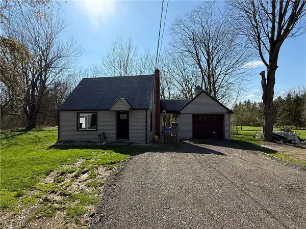 452 Niles Cortland Se Road, Warren, OH 44484