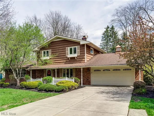 7823 Oakhurst Circle, Brecksville, OH 44141