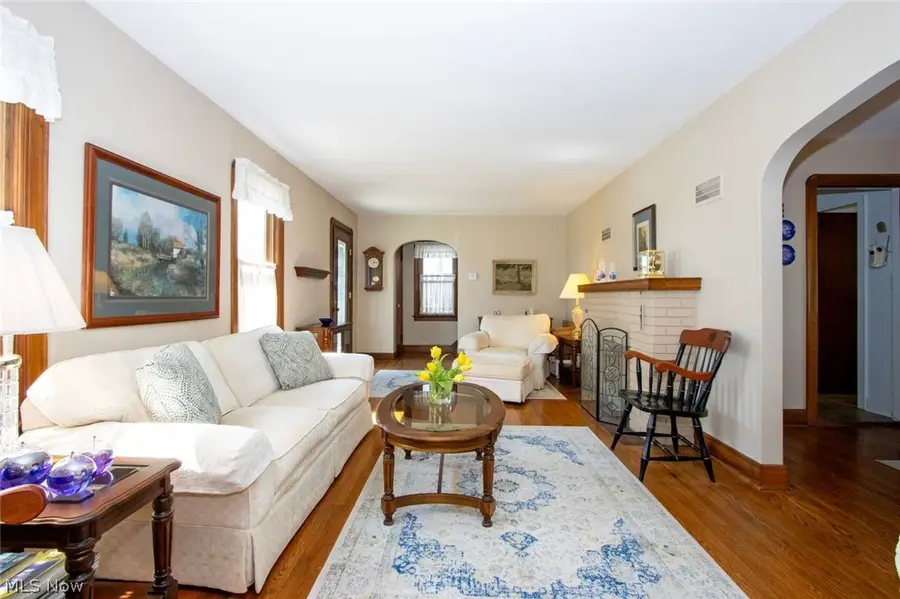 606 E Wayne Avenue, Wooster, OH 44691 - #2