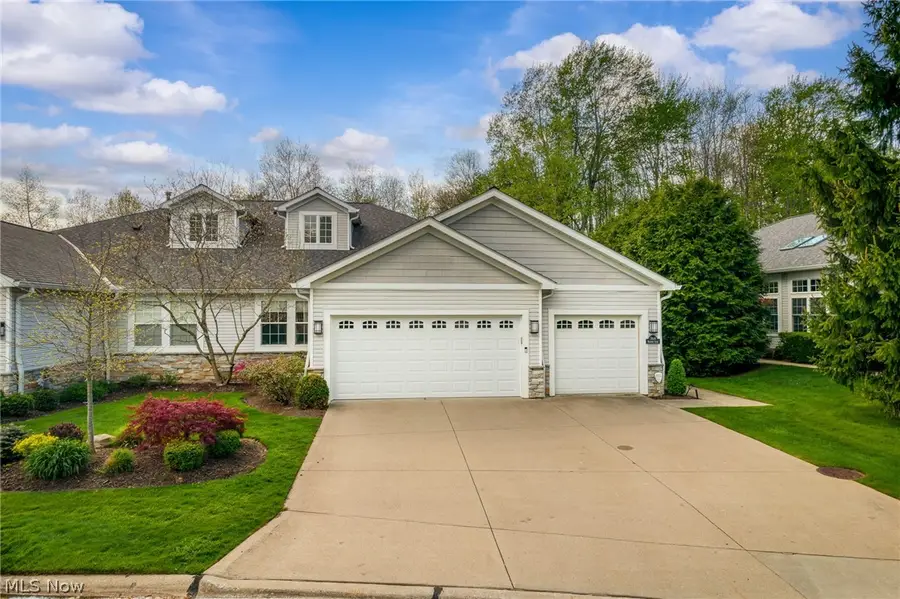 364 Blossom Lane, Orange, OH 44022 - #2