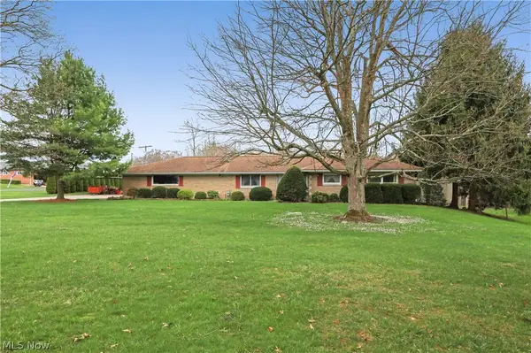 14560 Cenfield Ne Street, Alliance, OH 44601