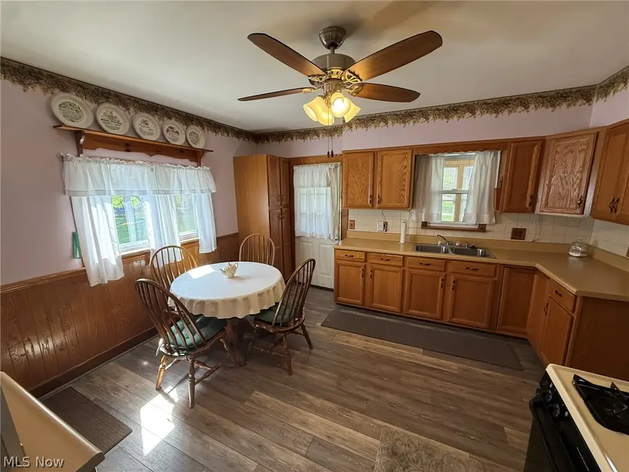 602 Crider Ne Avenue, New Philadelphia, OH 44663 - #3