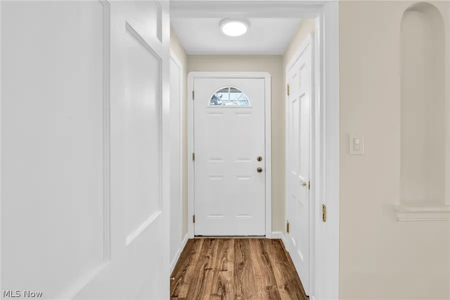 10318 Thrush Avenue, Cleveland, OH 44111 - #3