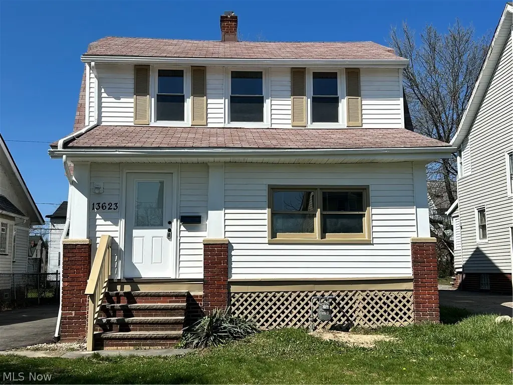13623 Thornhurst Avenue, Garfield Heights, OH 44105 - #1