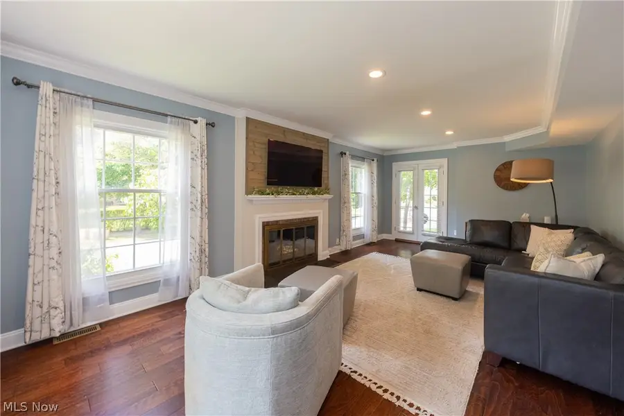 18707 Scottsdale Boulevard, Shaker Heights, OH 44122 - #2