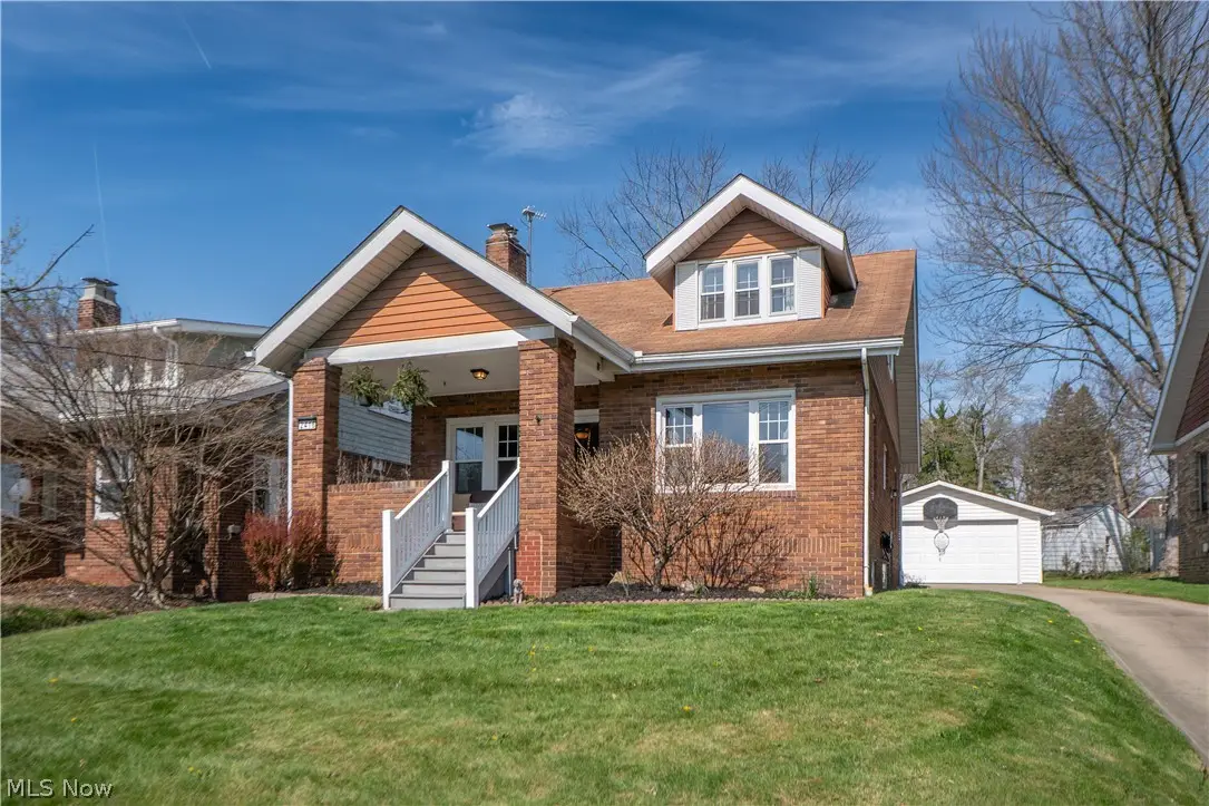 2416 4th Street, Cuyahoga Falls, OH 44221 - #1