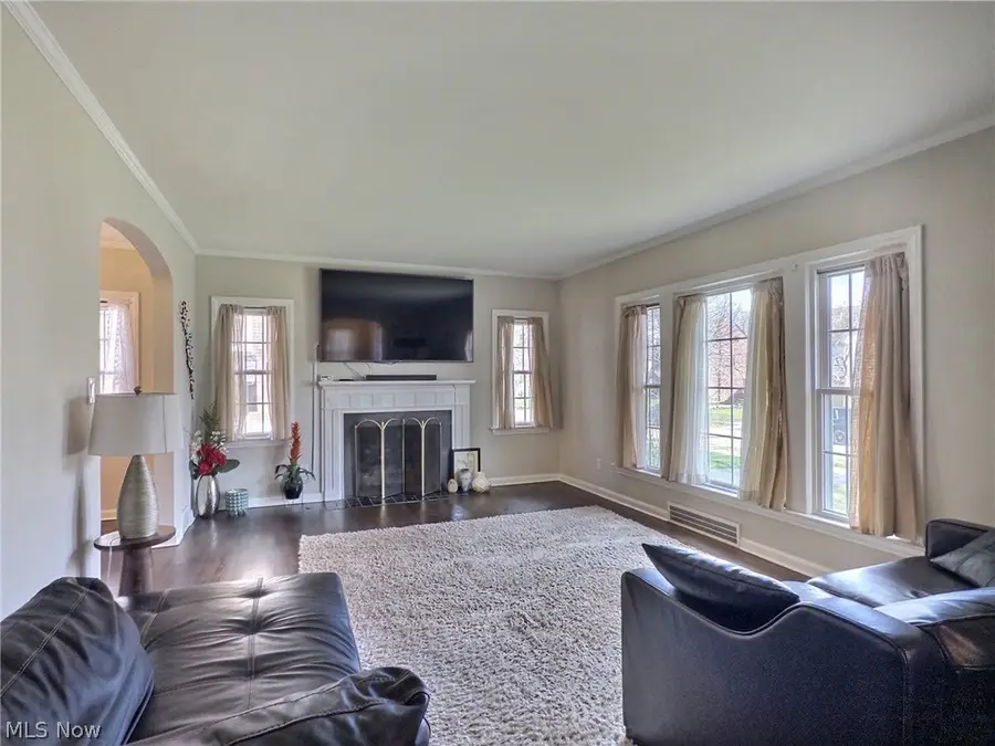 3648 Tolland Road, Shaker Heights, OH 44122 - #2