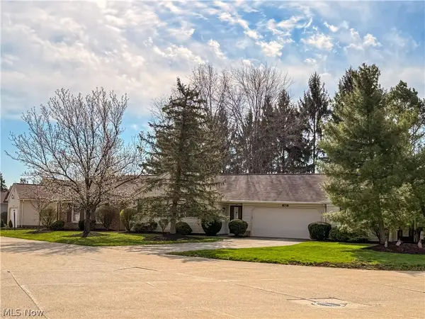 92 Sturbridge Drive, Medina, OH 44256