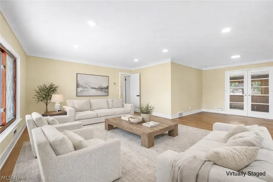 6370 Manchester Road, Parma, OH 44129 - #3