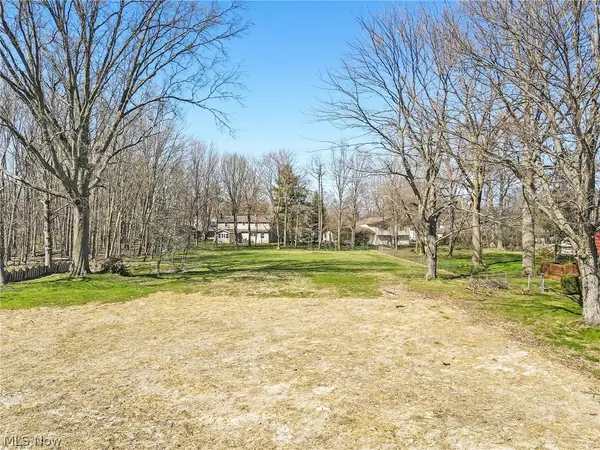 27050 Hilliard Boulevard, Westlake, OH 44145