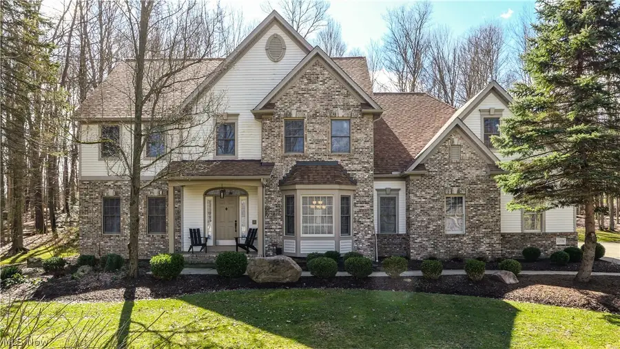 11779 Derbyshire Lane, Chagrin Falls, OH 44023 - #2