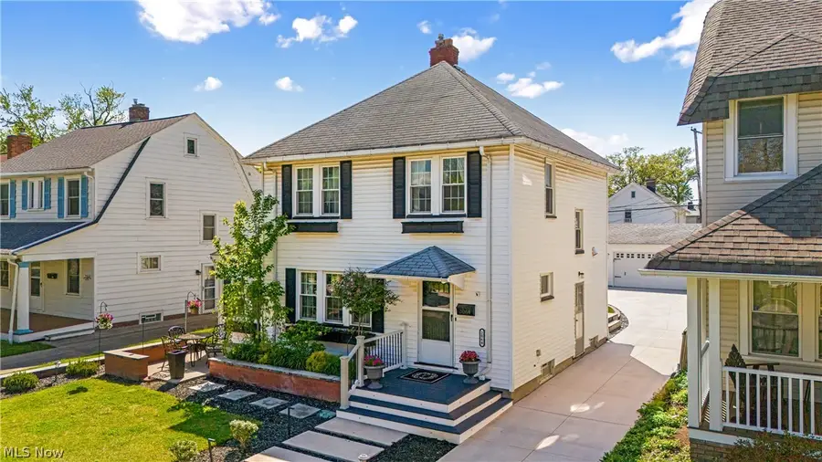 2064 Lincoln Avenue, Lakewood, OH 44107 - #3
