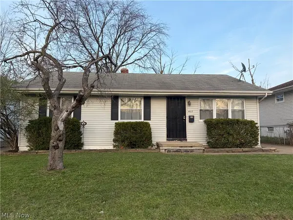 4027 Crest Drive, Cleveland, OH 44109