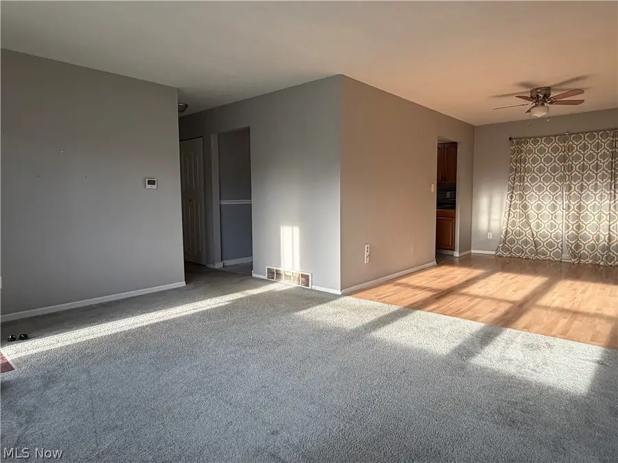 4027 Crest Drive, Cleveland, OH 44109 - #2