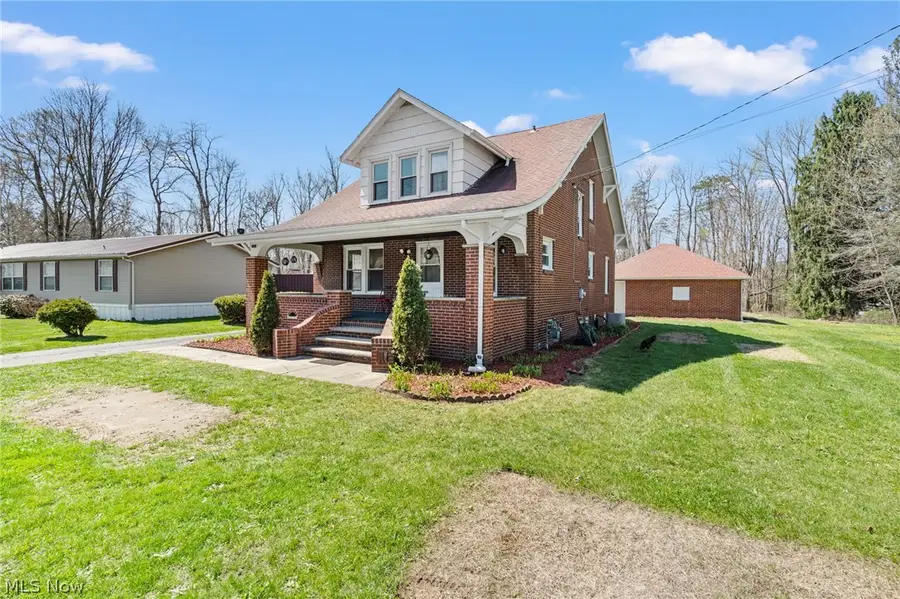 8009 Waynesburg Se Drive, Waynesburg, OH 44688 - #2