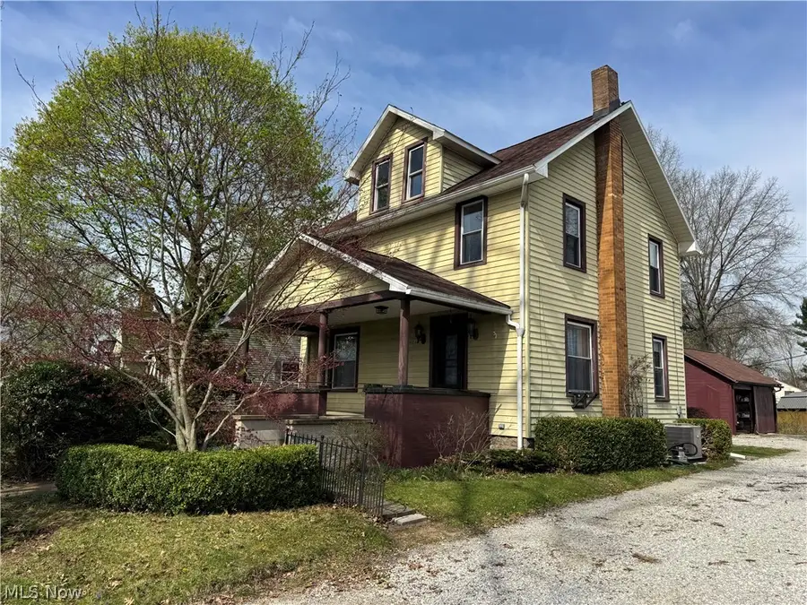 11238 Center Ne Drive, Sandyville, OH 44671 - #2