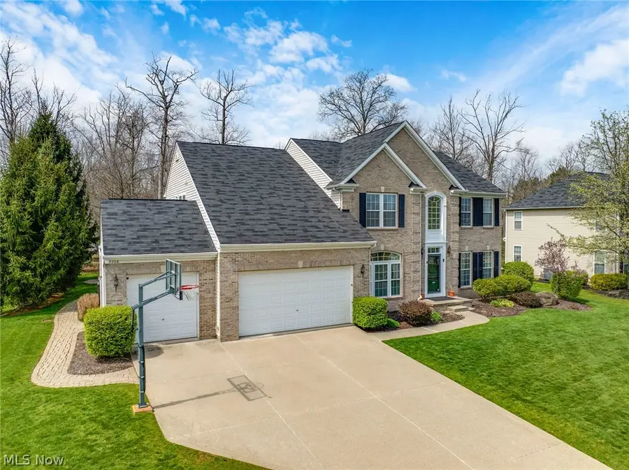 9308 Ashcroft Lane, Twinsburg, OH 44087 - #2