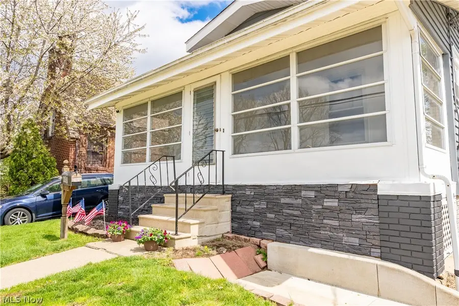 350 Lindy Lane Nw Avenue, North Canton, OH 44720 - #3