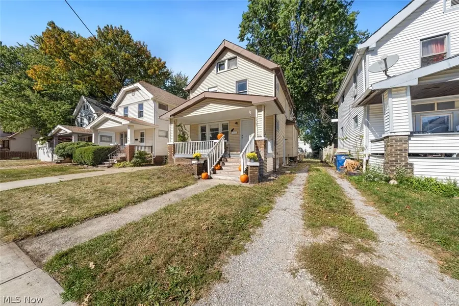 9902 Zimmer Avenue, Cleveland, OH 44102 - #2