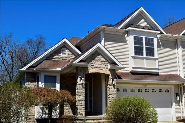 26727 Rue Saint Anne Court, Warrensville Heights, OH 44128