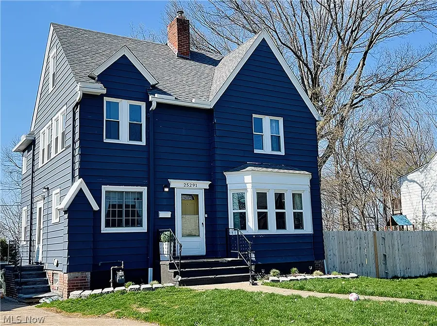 25291 Chatworth Drive, Euclid, OH 44117 - #2