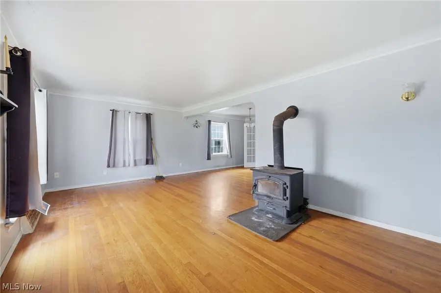 324 E 248th Street, Euclid, OH 44123 - #2