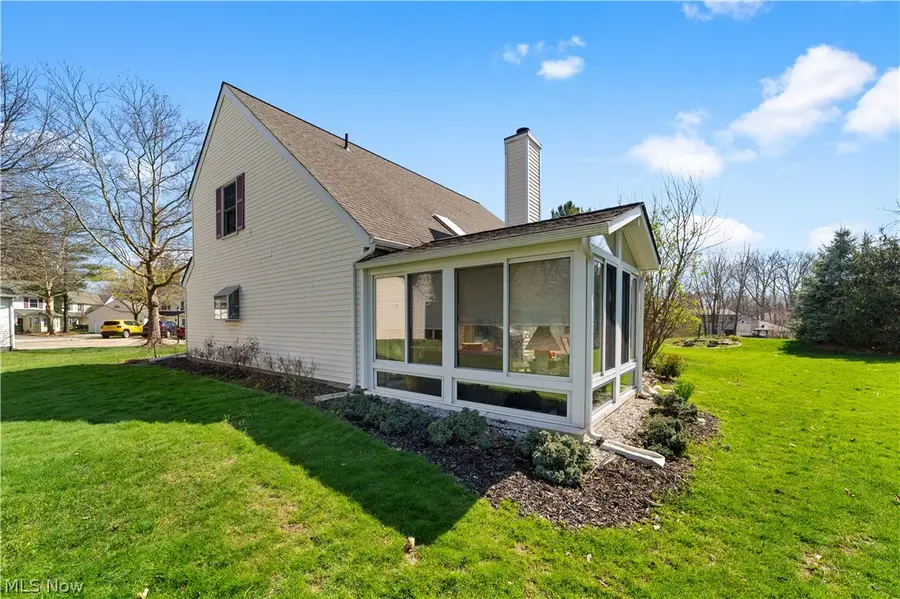 5800 Ridgeview Lane, Willoughby, OH 44094 - #3
