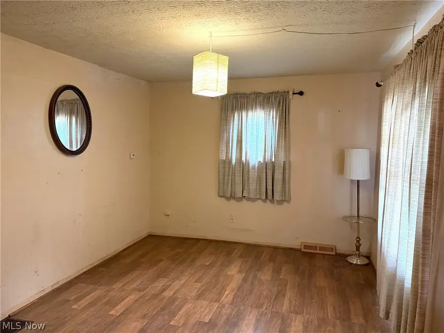 924 Concord Avenue, Akron, OH 44306 - #3