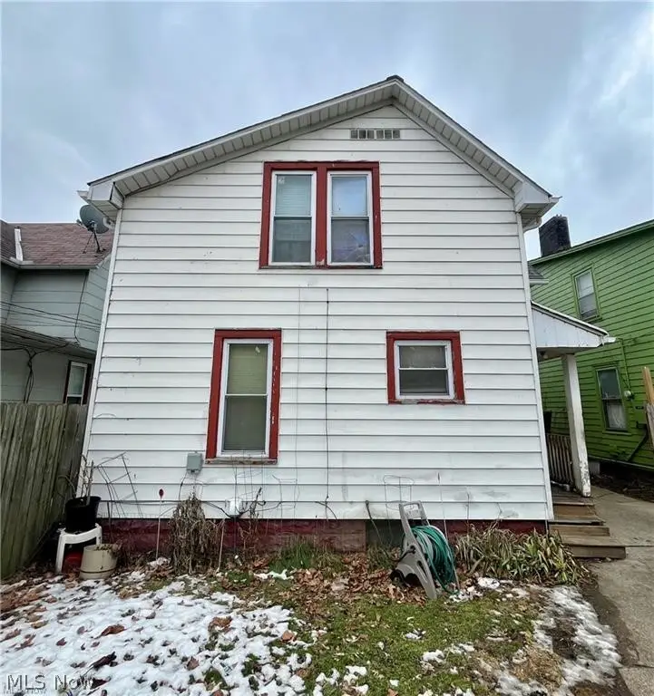 465 E 142nd Street, Cleveland, OH 44110 - #2