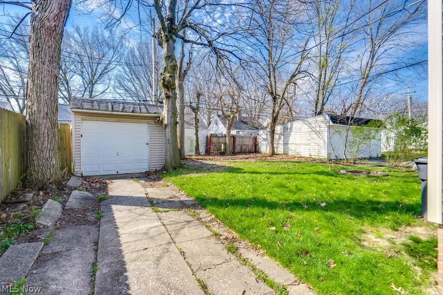 12013 Wayland Avenue, Cleveland, OH 44111 - #2