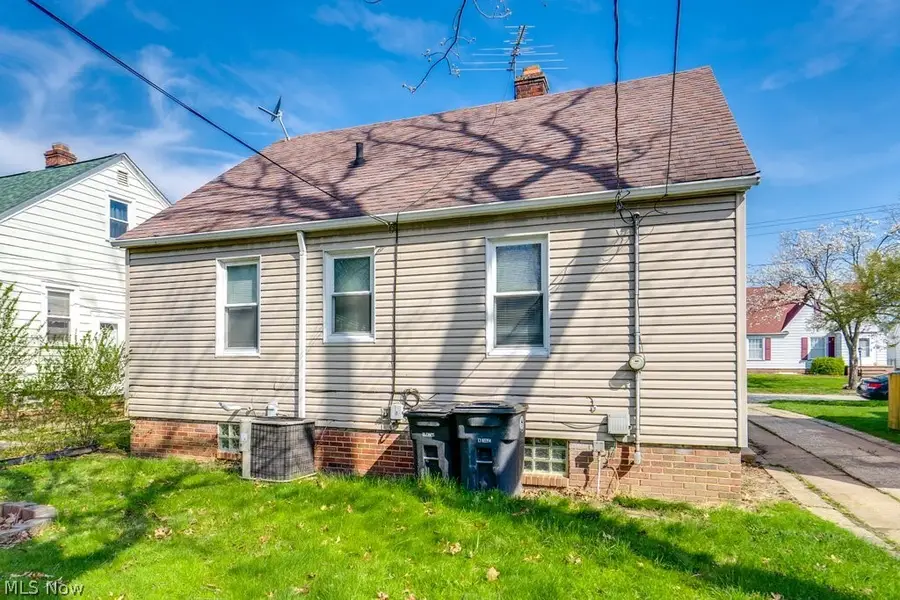 12013 Wayland Avenue, Cleveland, OH 44111 - #3