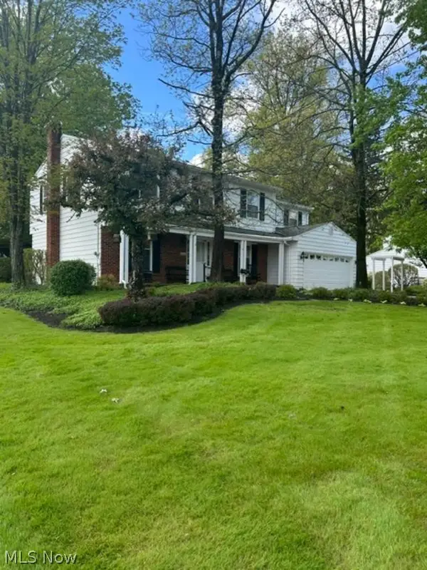 6958 Chapel Hill Drive, Brecksville, OH 44141